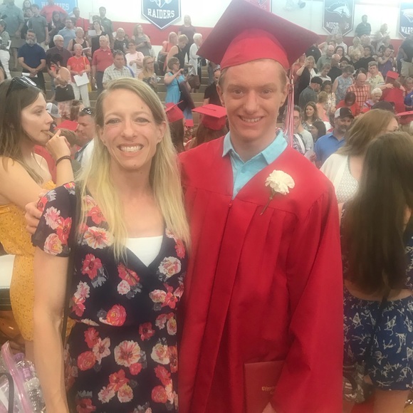 Meet your Posher, Dawn - Picture 9 of 10